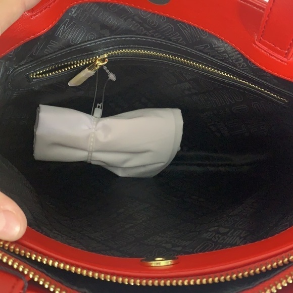 - NWT Red Love Moschino Borsa Pu Rosso Heart Purse Handbag Satchel - Picture 9 of 13